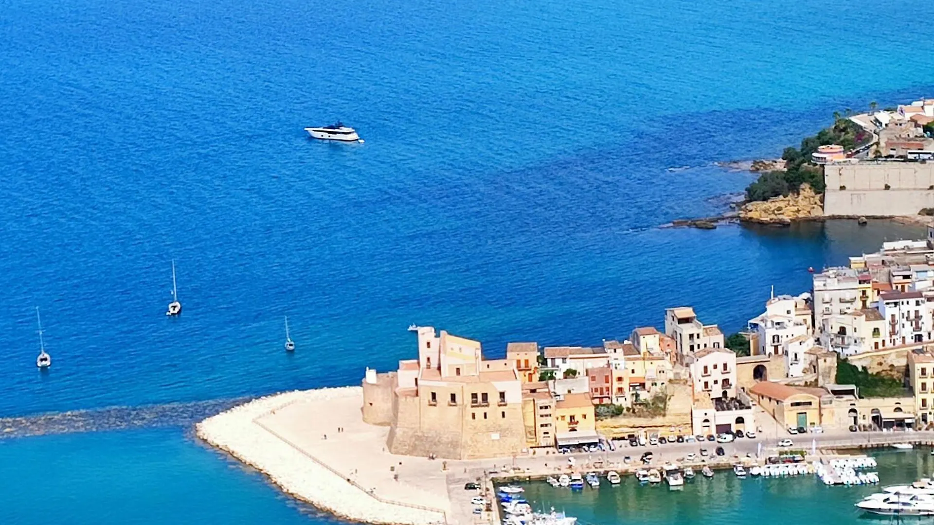 2 Bedroom Stunning Home In Castellammare Del Golf Castellammare del Golfo 0*,  Italy