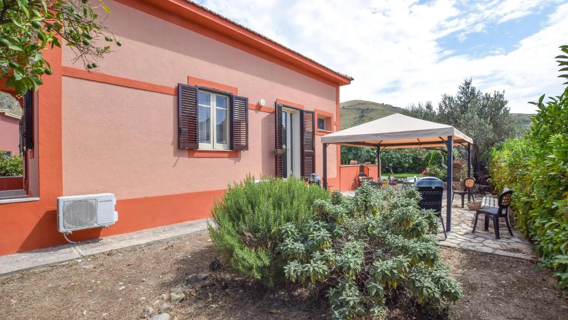 Holiday home 2 Bedroom Stunning Home In Castellammare Del Golf Castellammare del Golfo