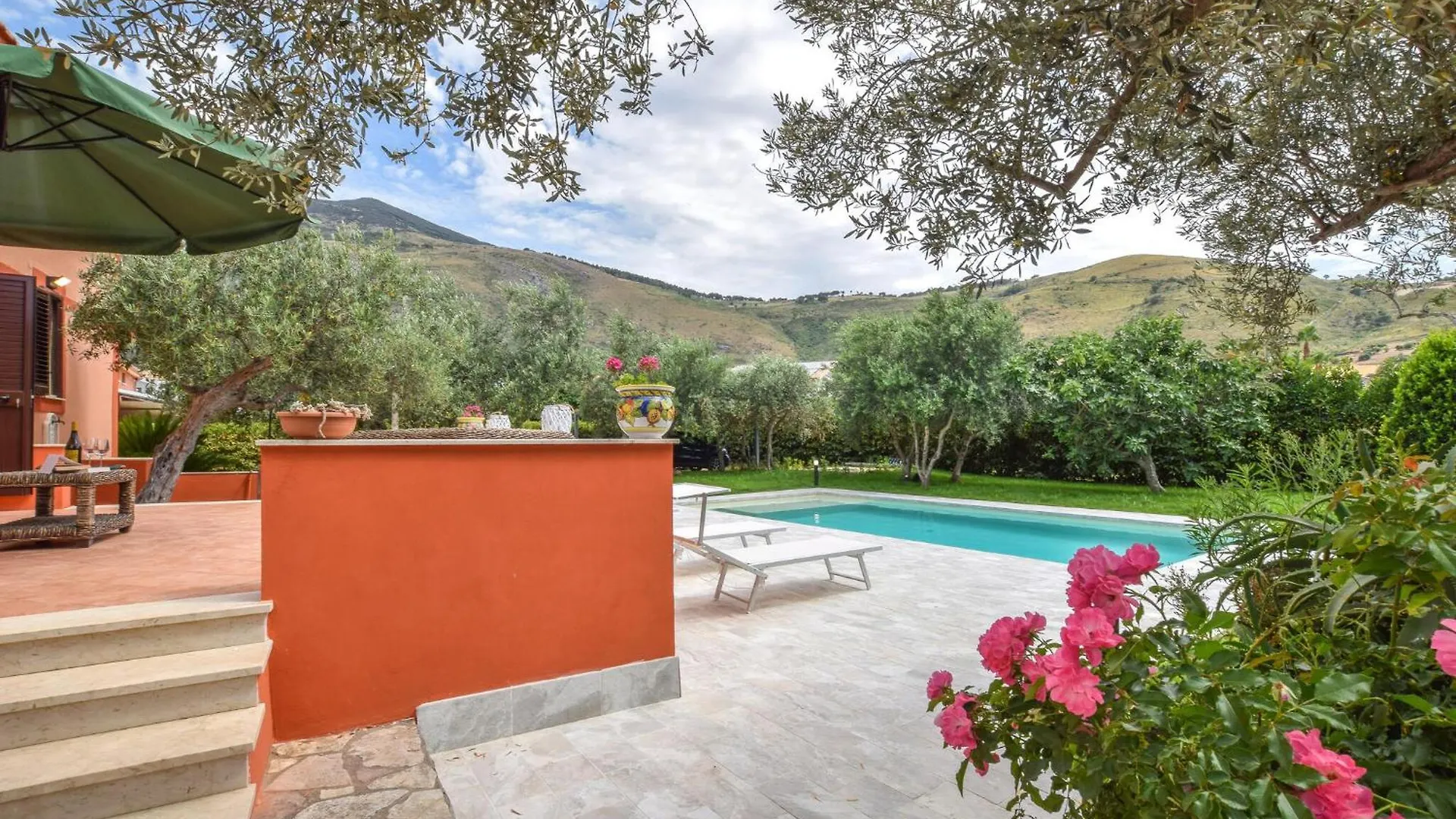 2 Bedroom Stunning Home In Castellammare Del Golf Castellammare del Golfo Holiday home