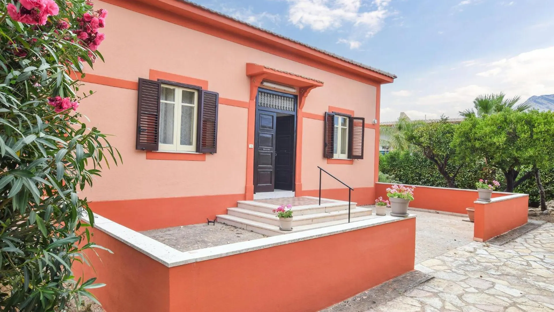 2 Bedroom Stunning Home In Castellammare Del Golf Castellammare del Golfo Italy
