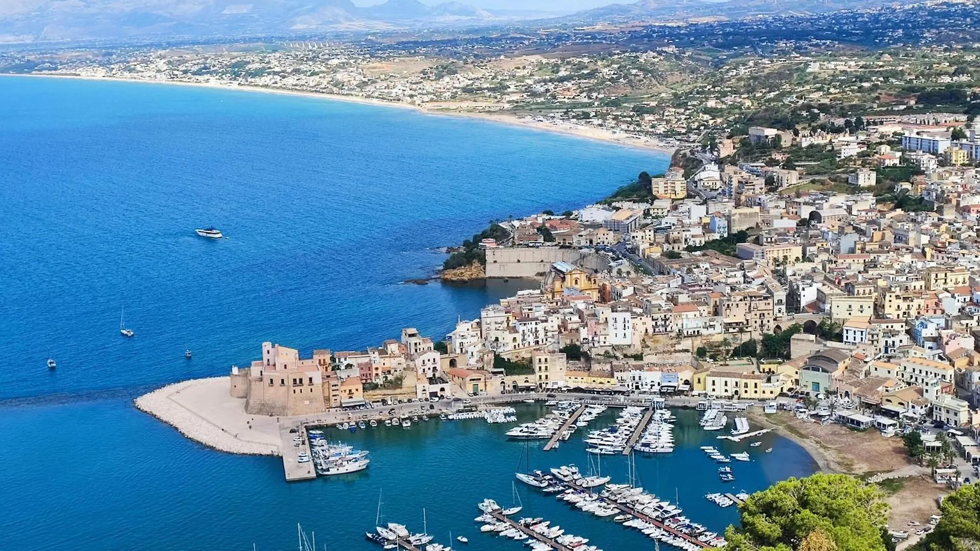 2 Bedroom Stunning Home In Castellammare Del Golf Castellammare del Golfo 0*,  Italy